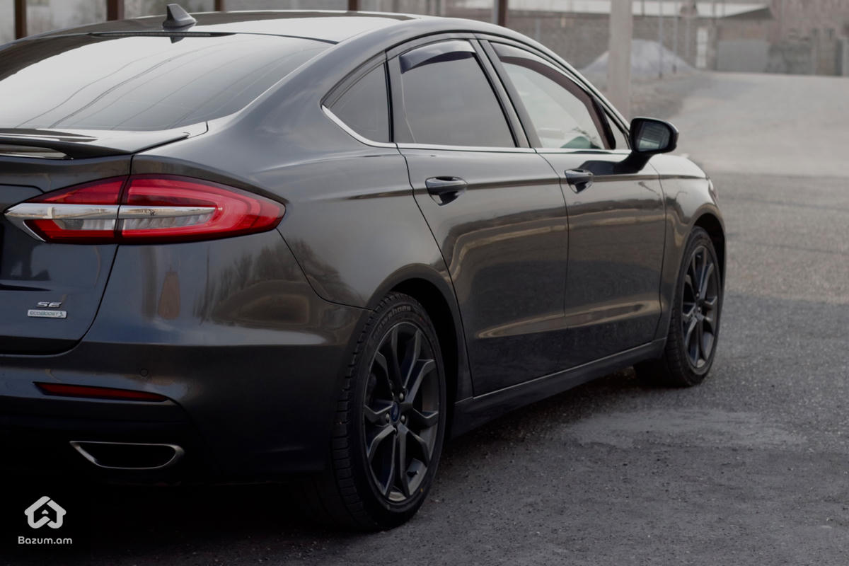 Ford Fusion 2019 - image 4
