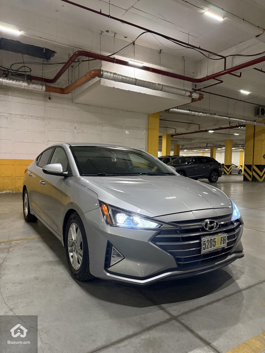 Hyundai Elantra 2020 - image 2