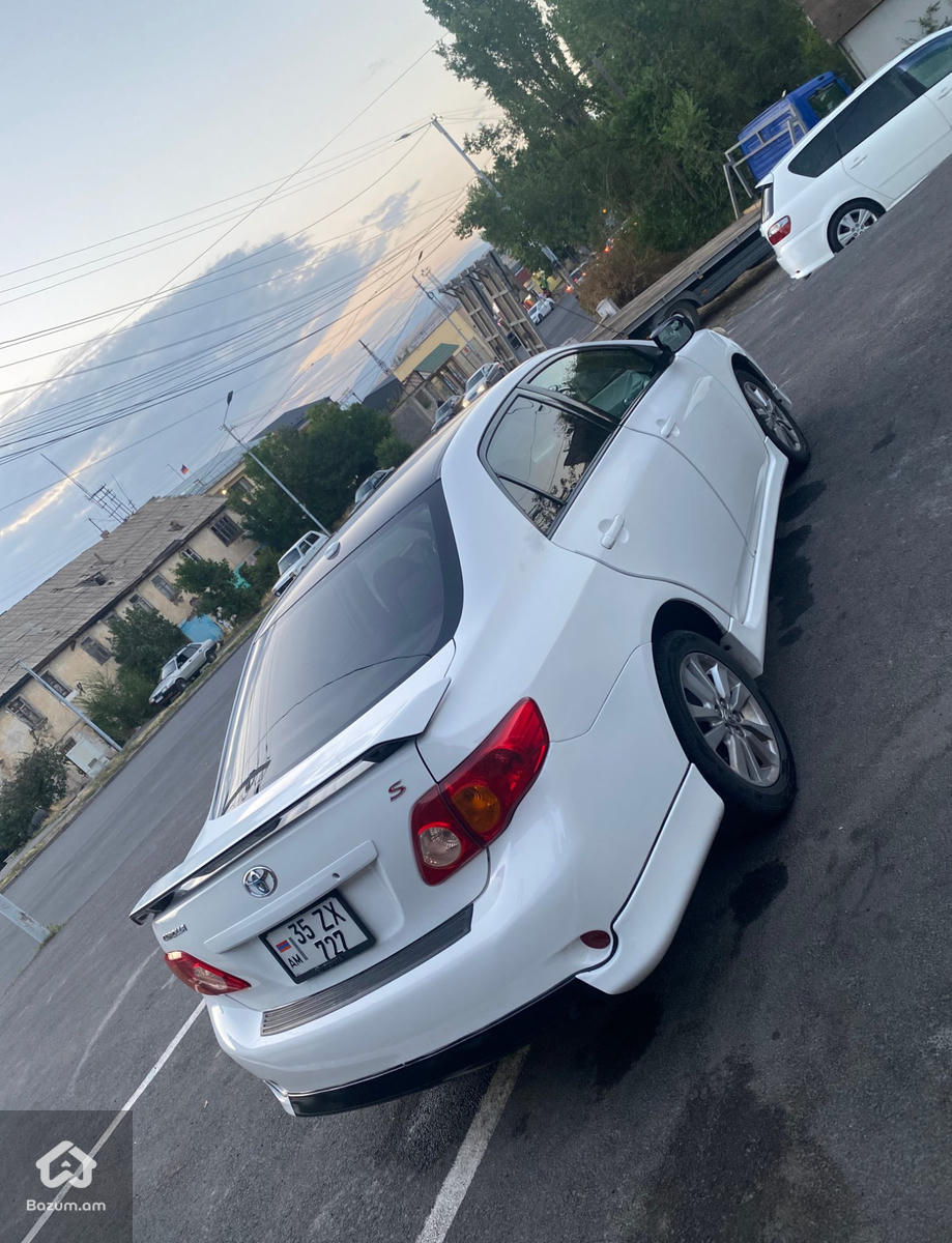 Toyota Corolla S - image 5