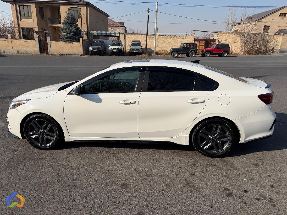 Kia Forte GT-line 2.0 Doch - image 7