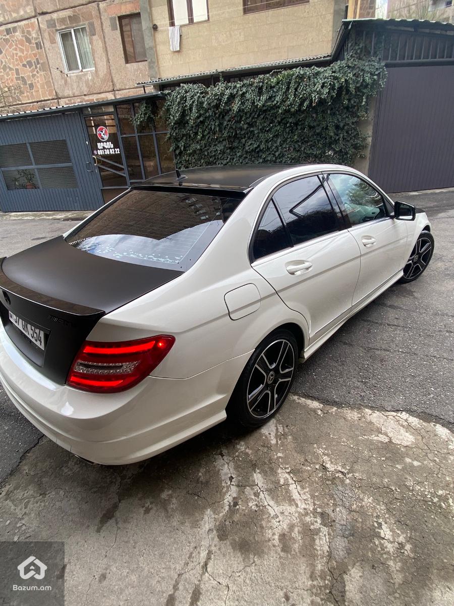 mercedes c300 w204 - image 6