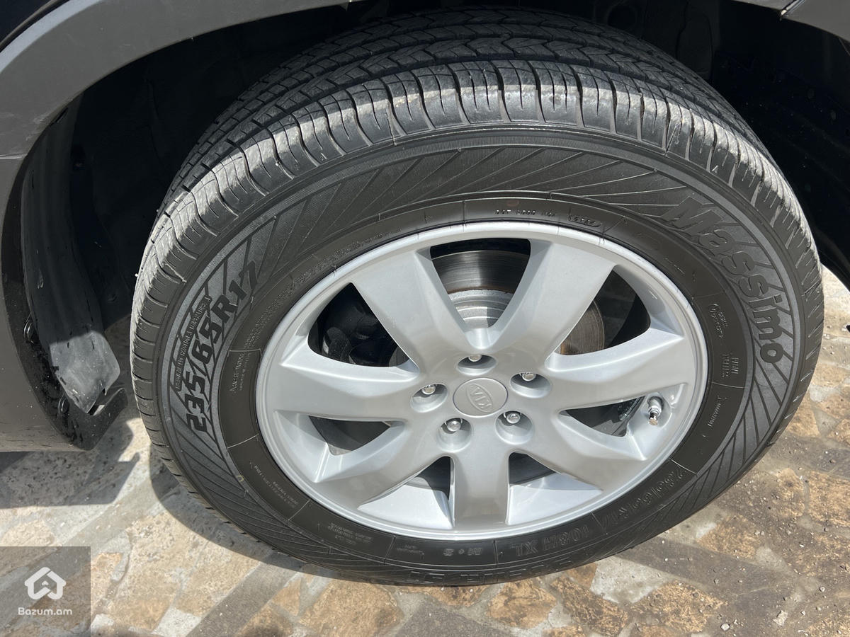 Kia Sorento 2011 - image 15