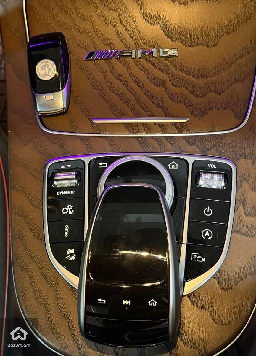 Mercedes Benz E43 AMG W213 - image 12