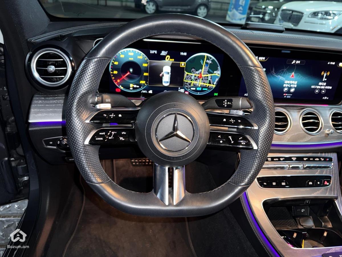 Mercedes Benz E350 AMG Line W213 - image 21