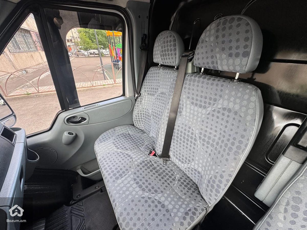 Ford transit  - image 14