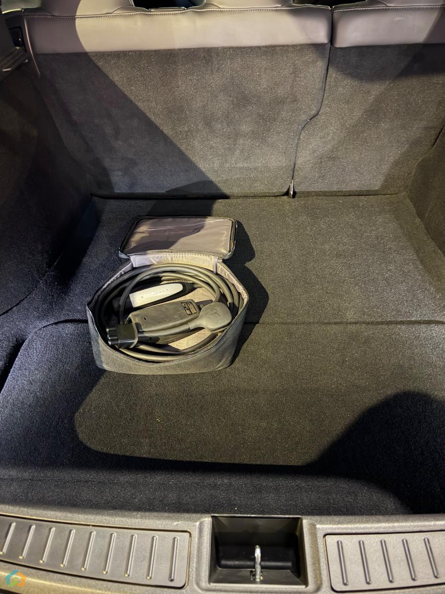 Tesla Model S - image 12