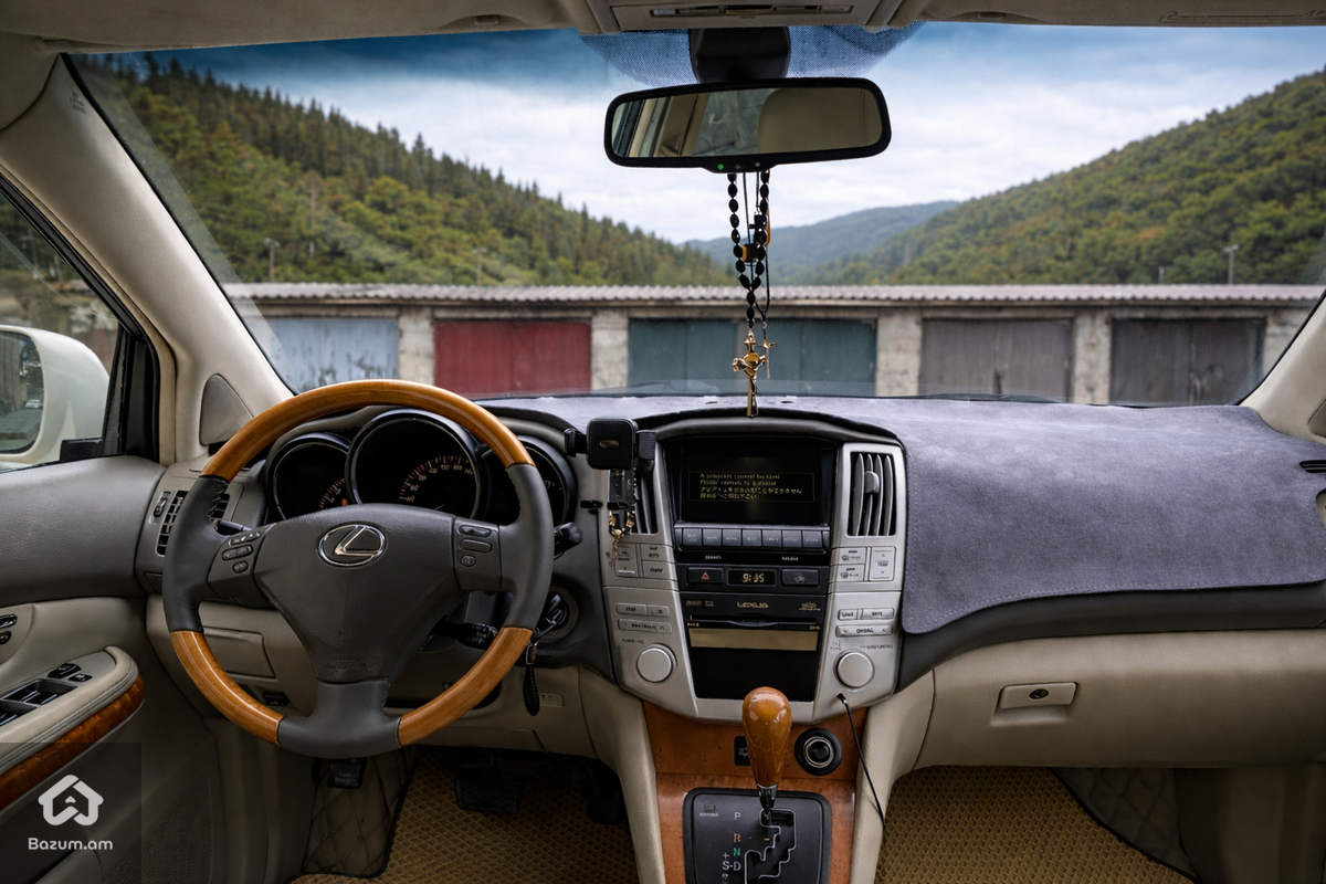 Lexus RX350 - image 4
