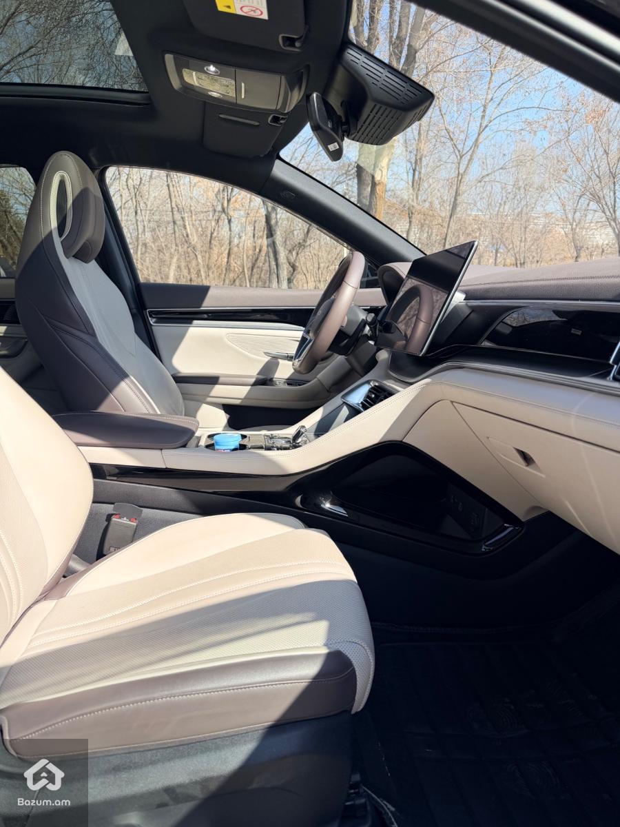 BYD Song Plus - image 8