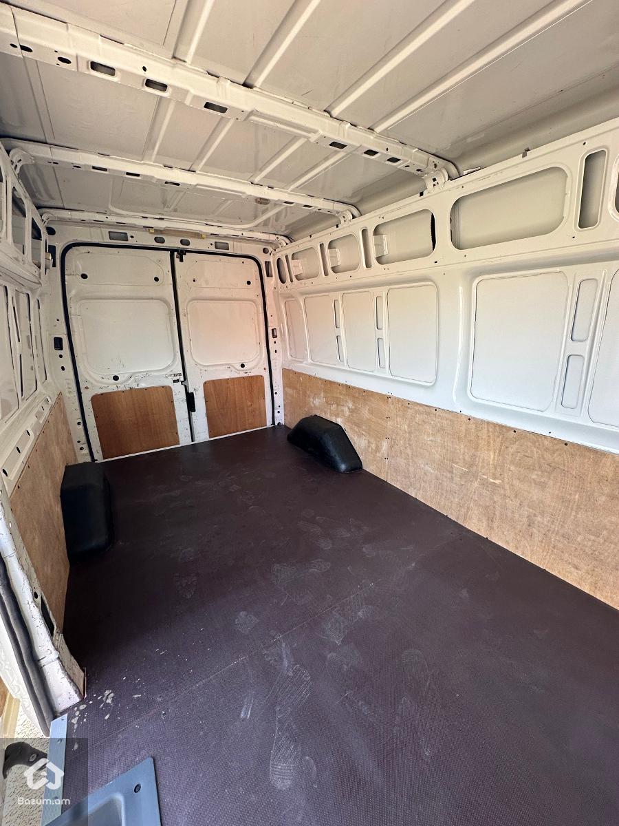 FORD TRANSIT 2.4 125🐎 - image 8