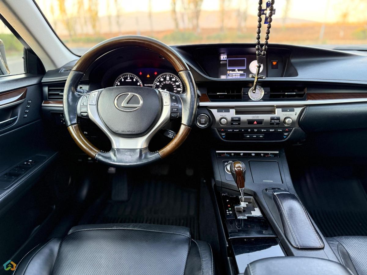 Lexus Es350 - image 7
