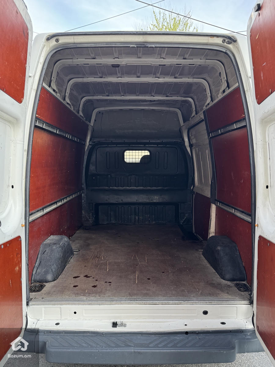 ford transit - image 7