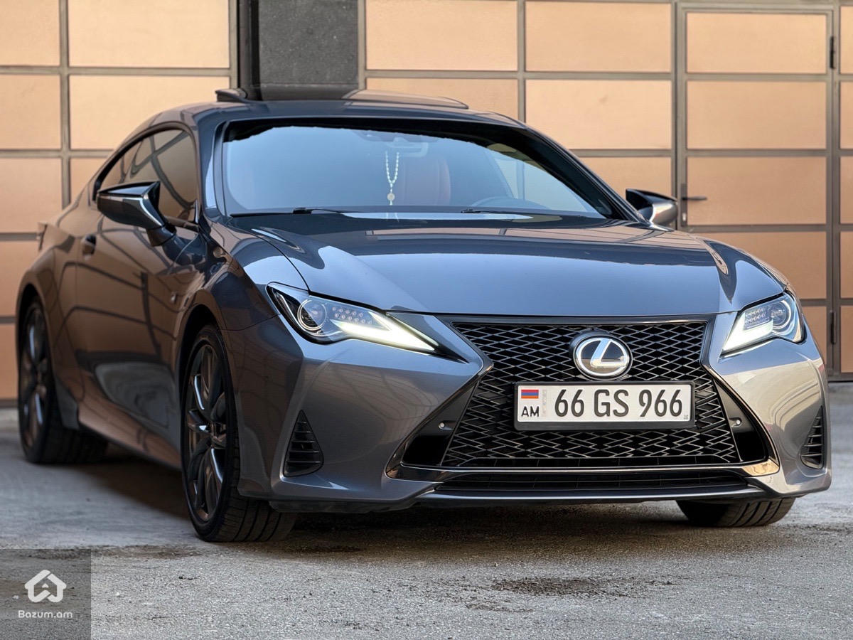 Lexus RC 300 F Sport - image 9