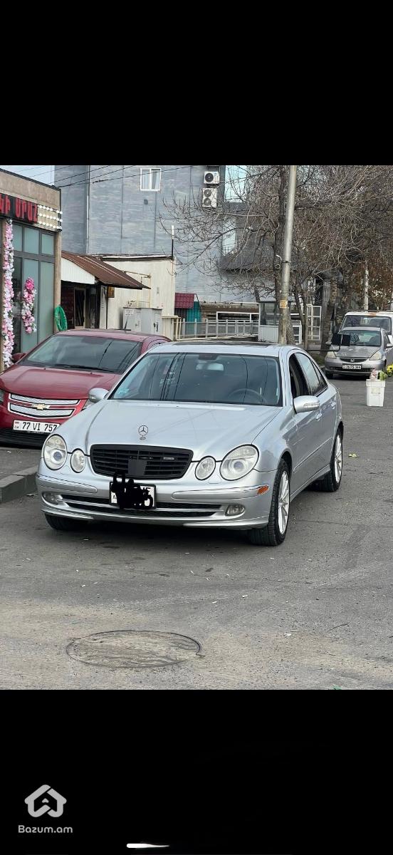 Mercedes-benz - image 2