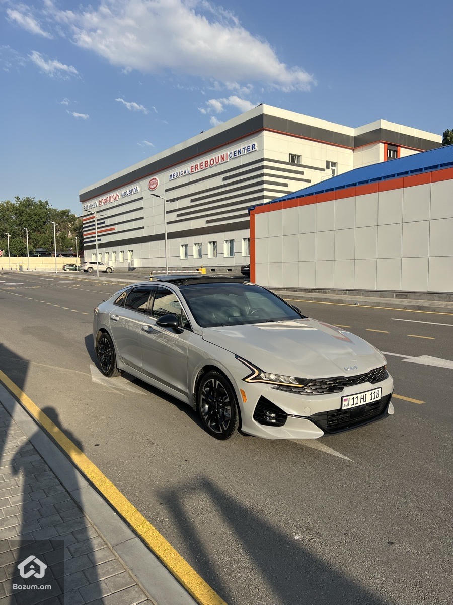 KIA K5 GT LINE - image 2