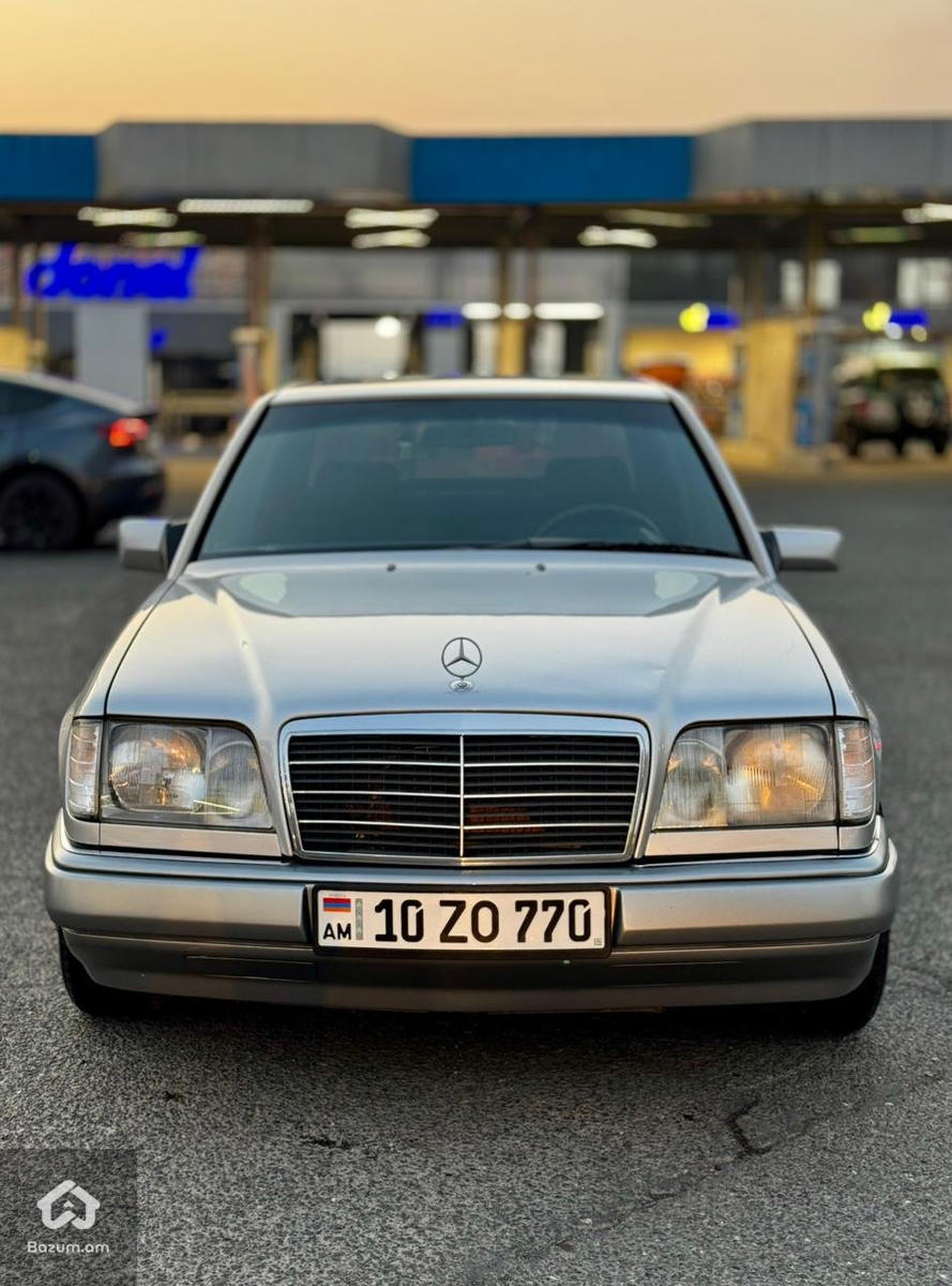 Mercedes Benz E220 w124 - image 5