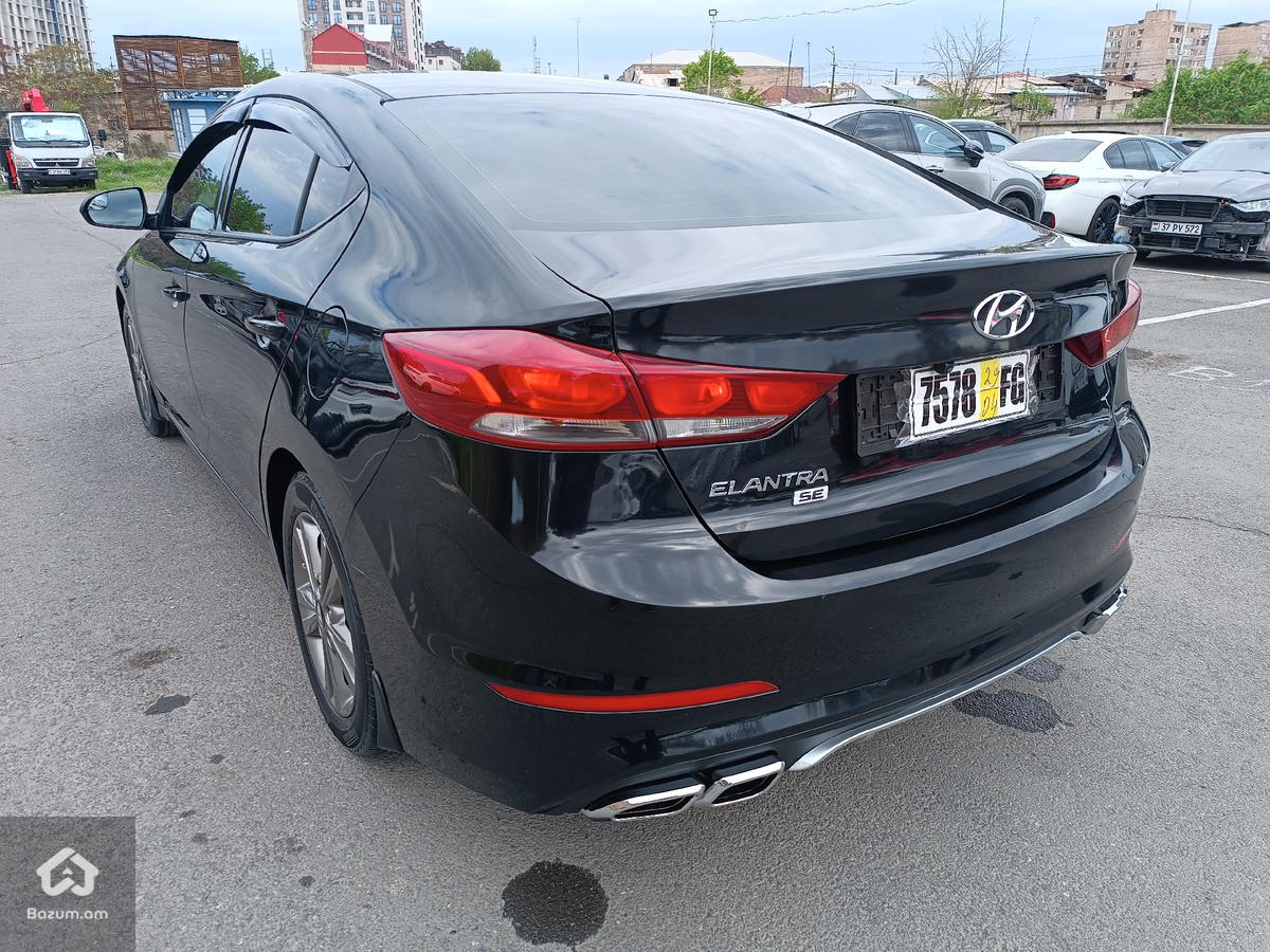 HYUNDAI ELANTRA  - image 2