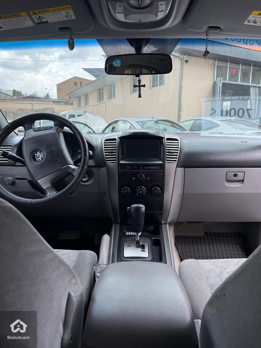 Kia Sorento - image 14