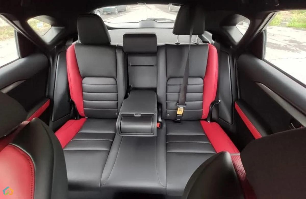 Lexus NX 300 - image 4