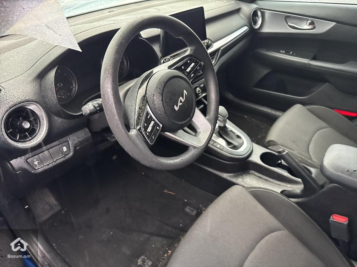 KIA FORTE 2022 - image 8