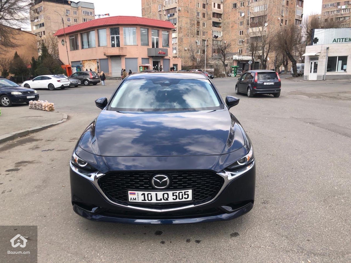 Mazda 3 - image 2