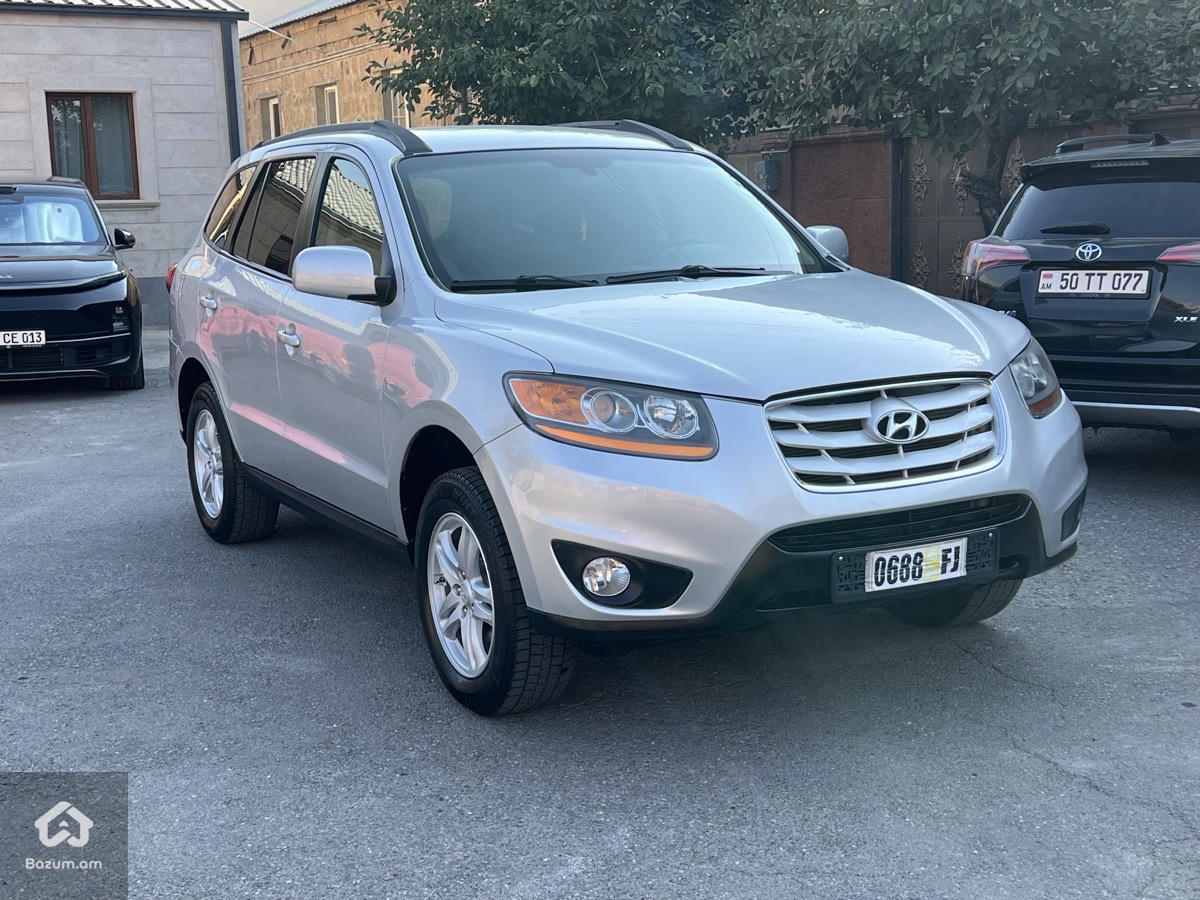 Hyundai Santafe  - image 2