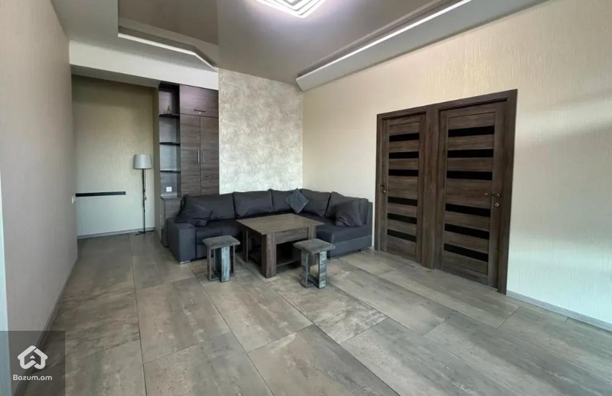 3 սենյականոց բնակարան  Ալեք Մանուկյան փողոցում - image 2