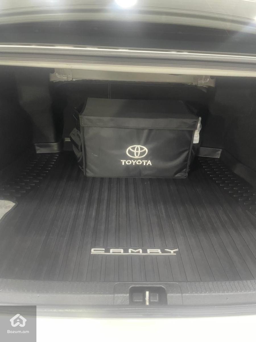 Toyota camry - image 14