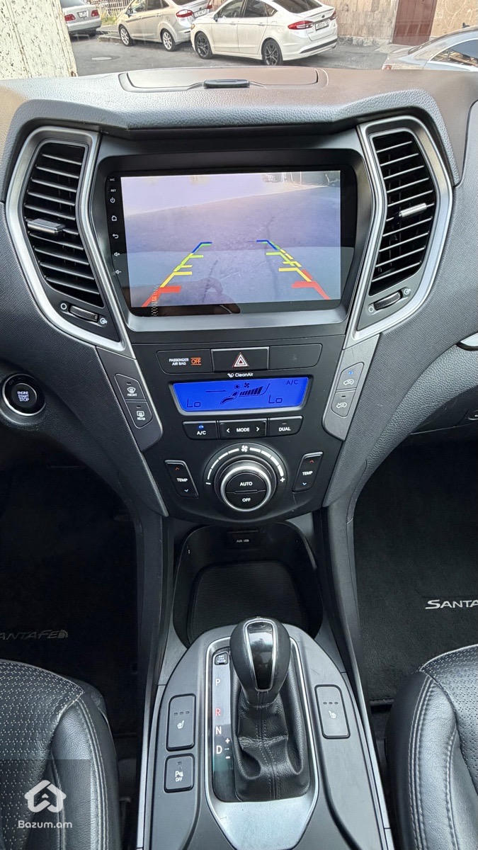 Hyundai SantaFe - image 10