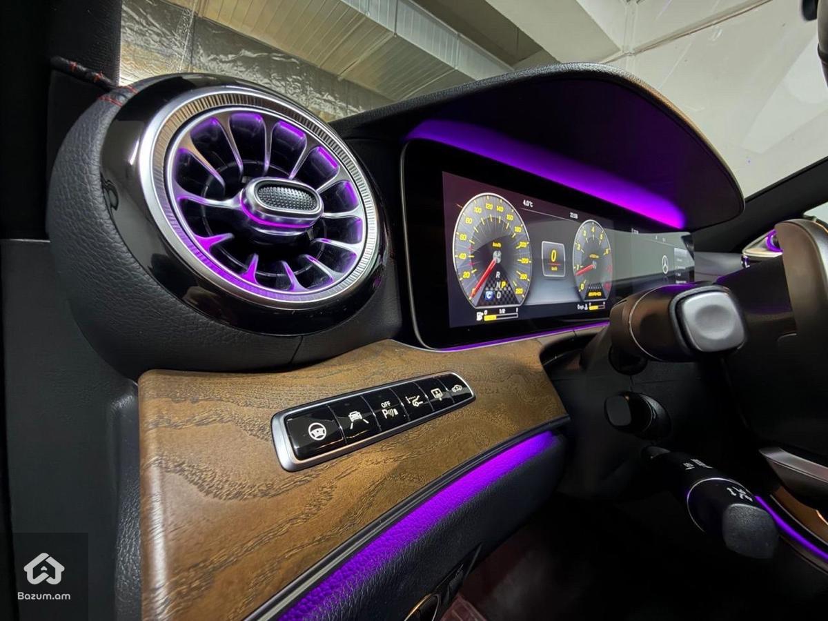 Mercedes Benz E43 AMG W213 - image 11