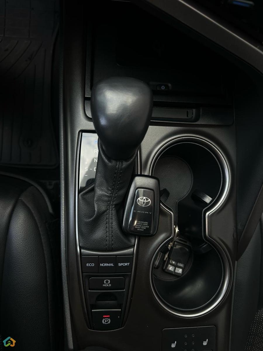 CAMRY 2021-22 4x4(awd) XSE, Panorama  - image 16