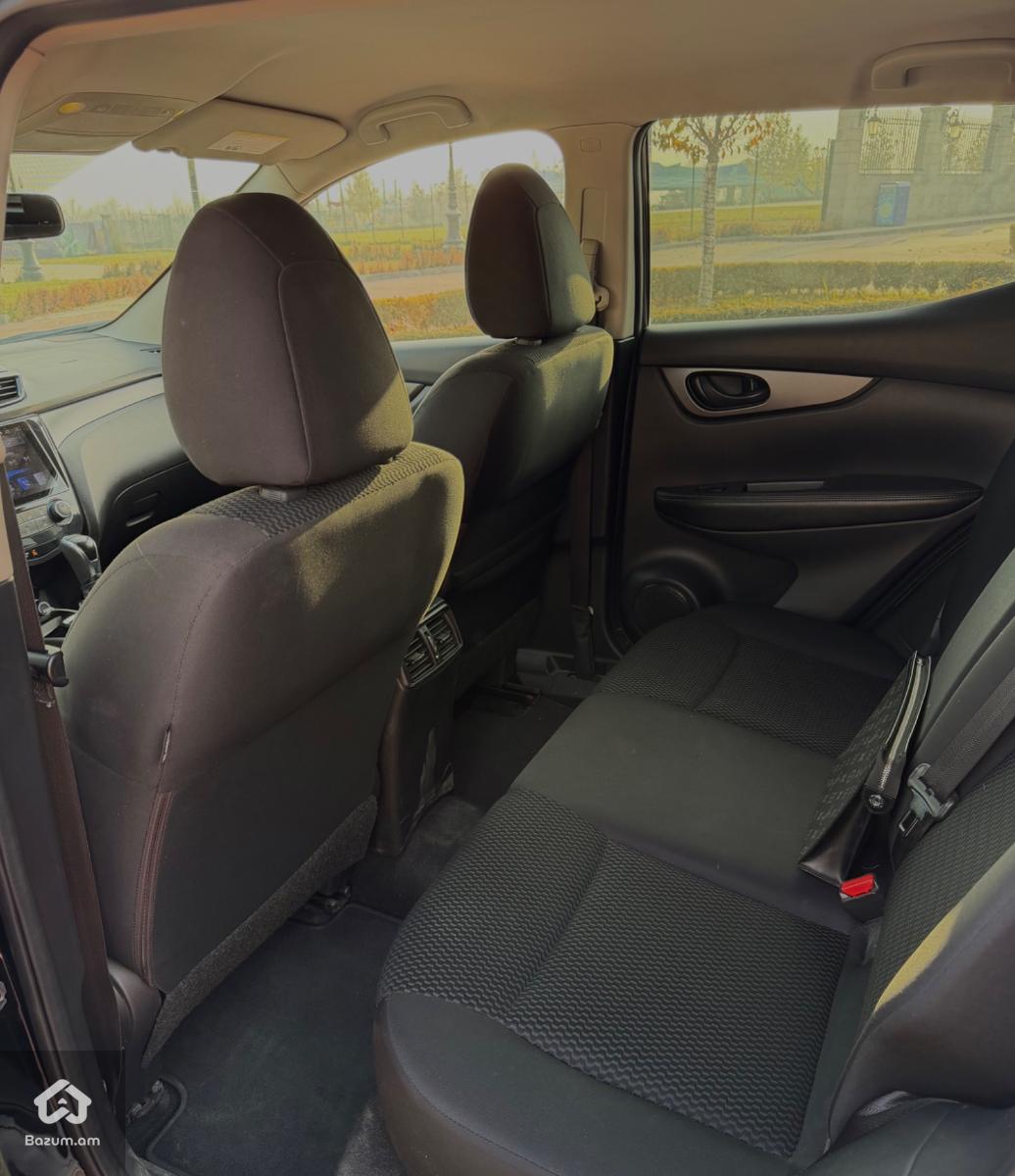 Nissan Rogue - image 7