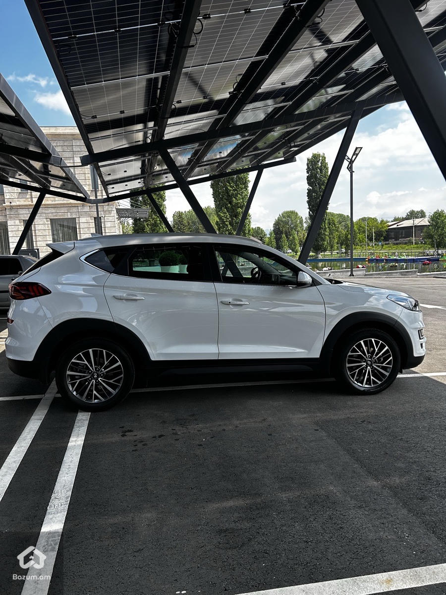 Hyundai tucson - image 7