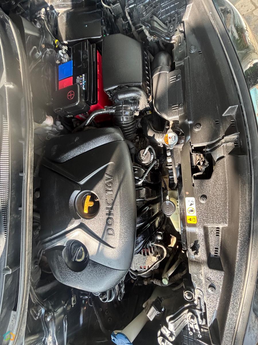 Hyundai Elantra - image 6