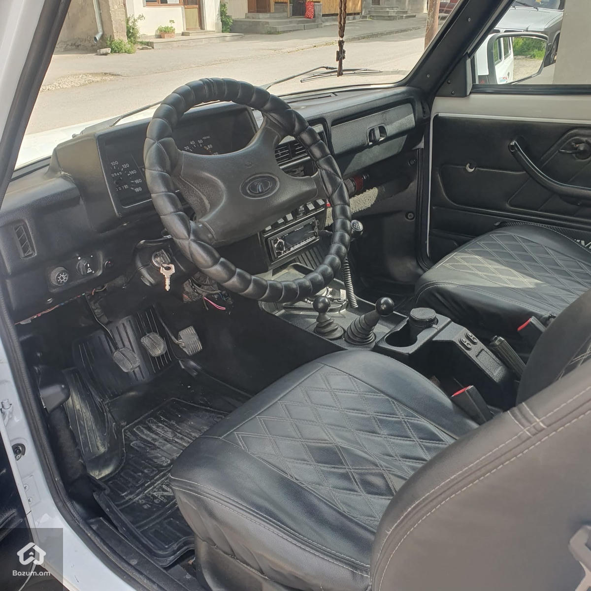 Lada Niva - image 8