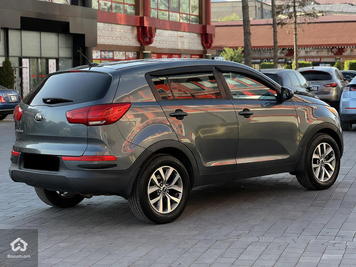 Kia Sportage  - image 5