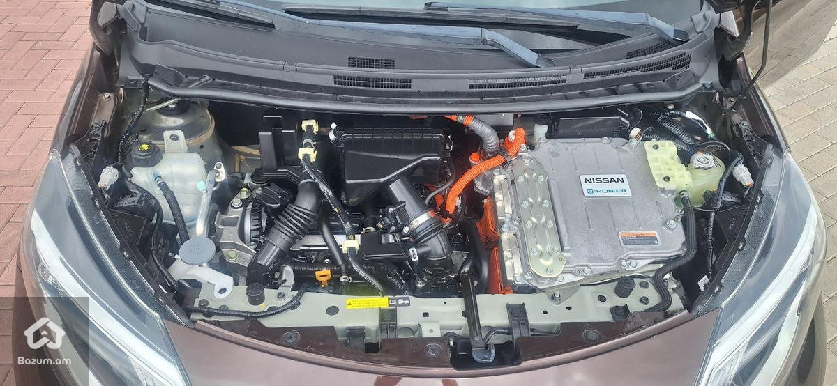 Nissan Note E-Power Hybrid MEDALIST 2017թ  - image 19