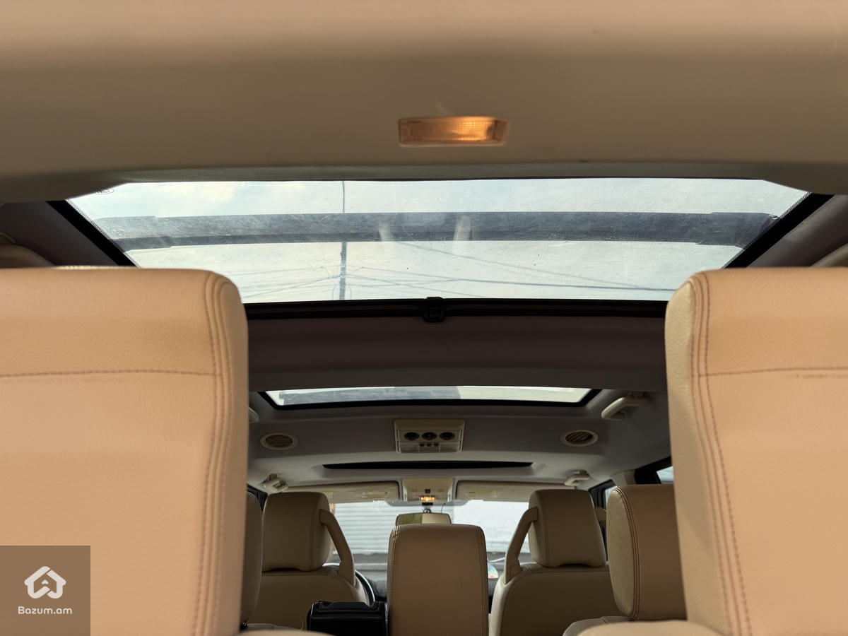 LAND ROVER DISCOVERY  - image 12