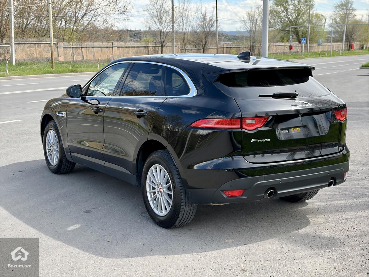 Jaguar F pace - image 7