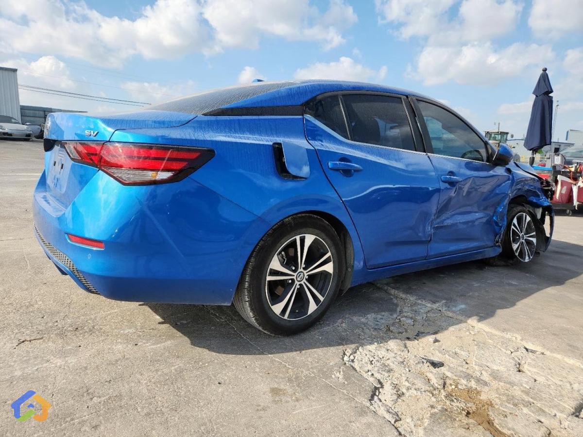 2022 Nissan Sentra, SV - image 3