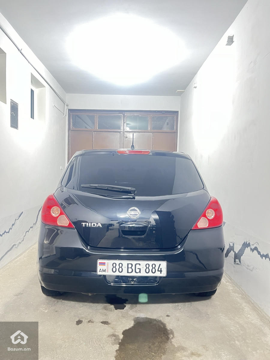 Nissan - image 11