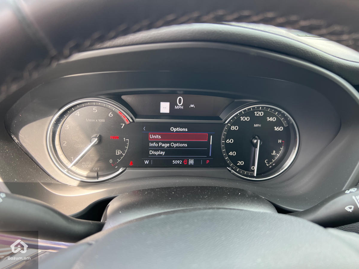 CADILLAC xt4  - image 11