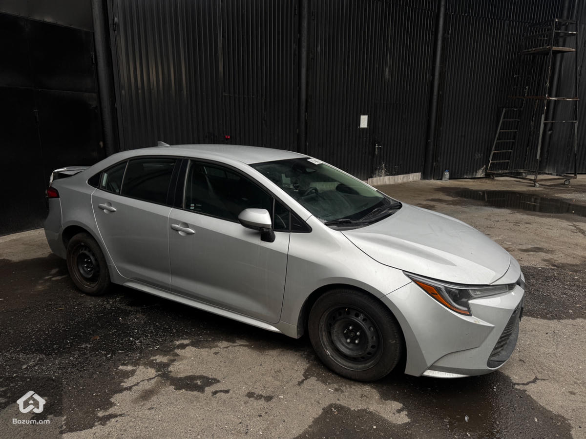 toyota corolla - image 2