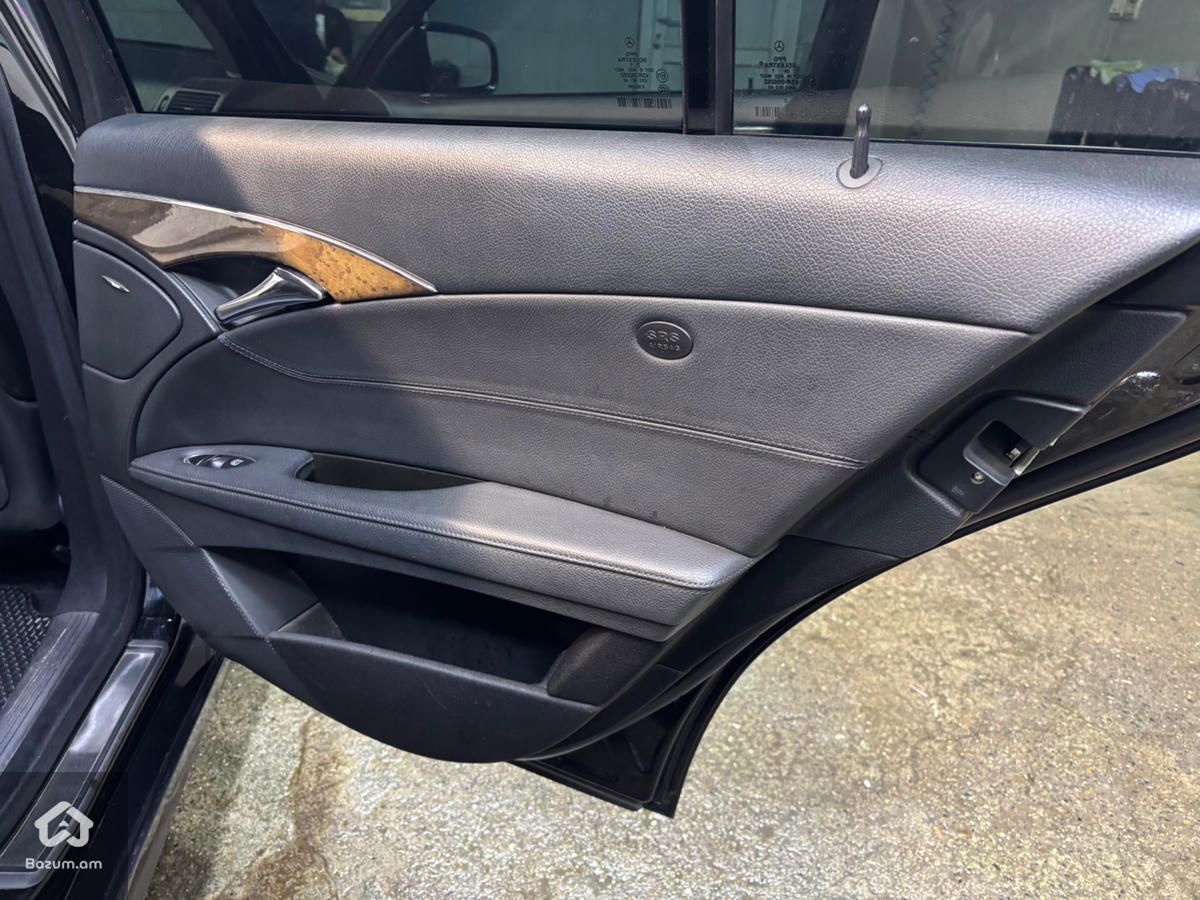 E350 4matic - image 8