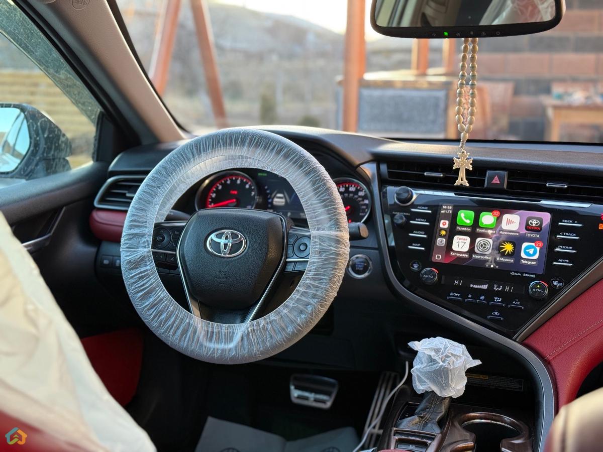 Toyota Camry V70 Xse - image 27