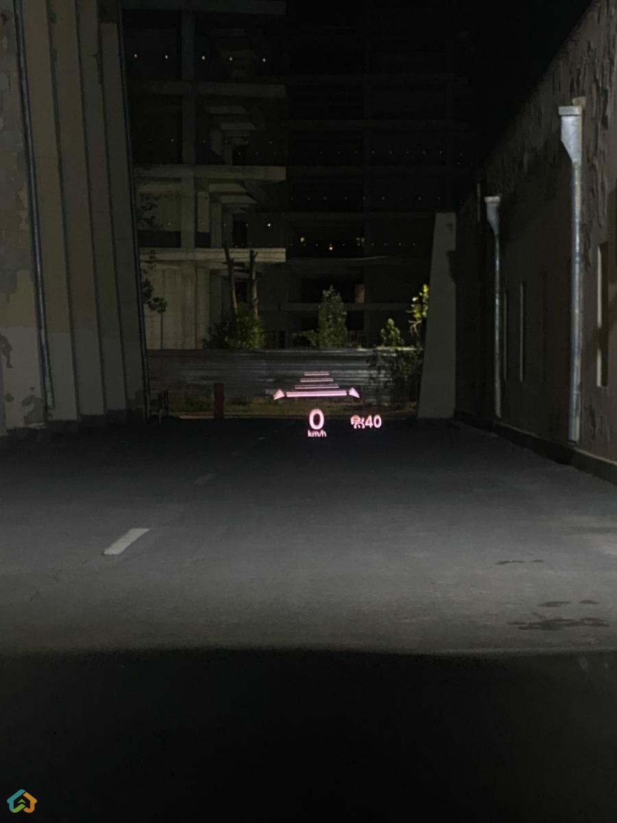 Mazda 3 Axela Premium - image 7