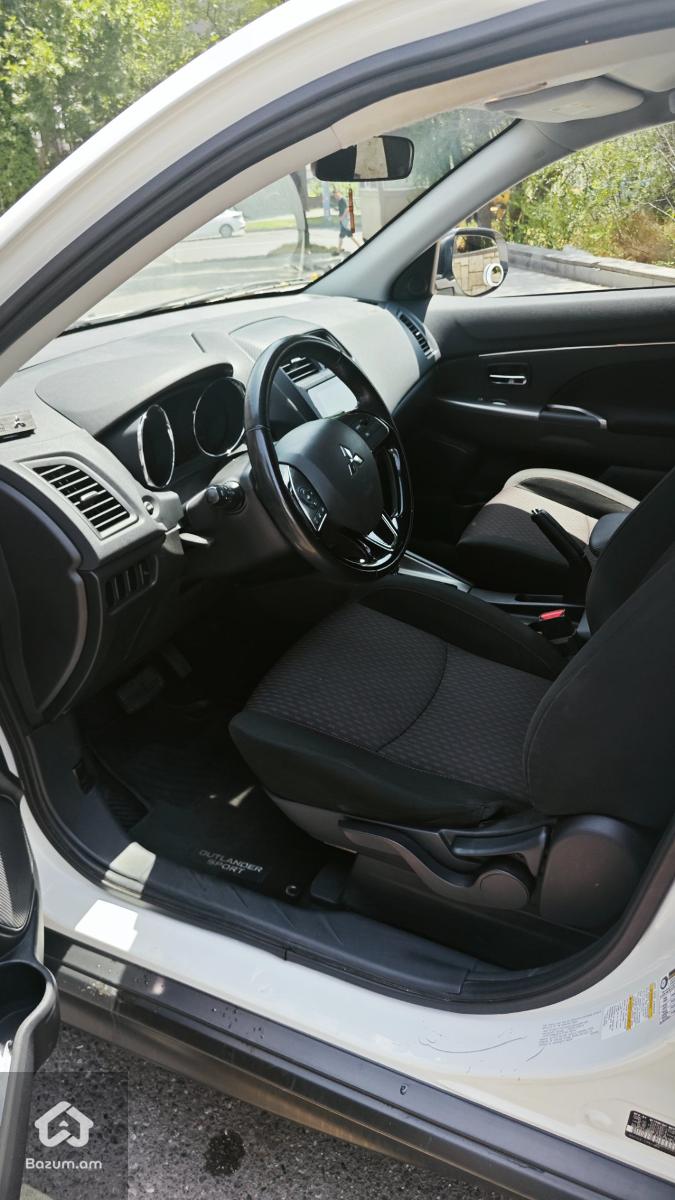 Mitsubishi - image 3