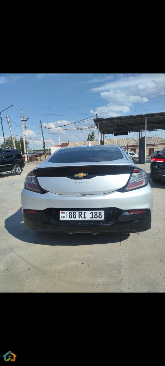 Chevrolet Volt 2 - image 3