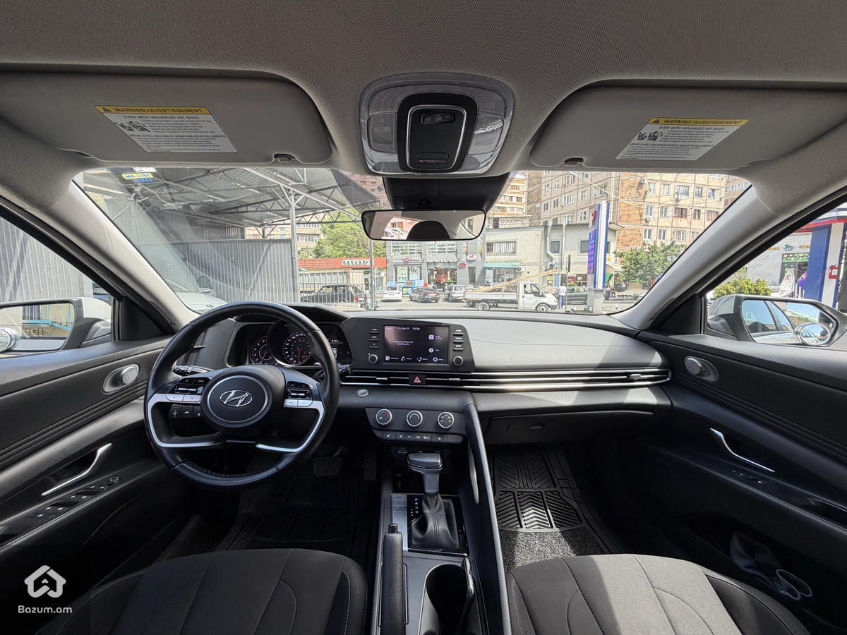 Hyundai Elantra 2022-2021 - image 4