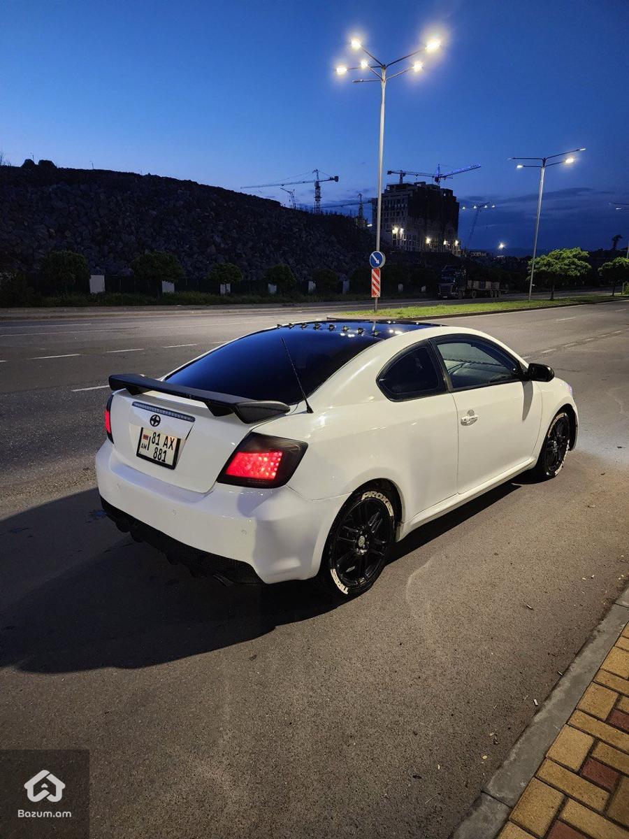 Toyota Scion TC - image 7