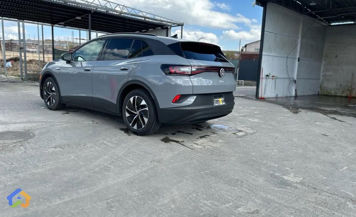 Volkswagen id4 - image 1